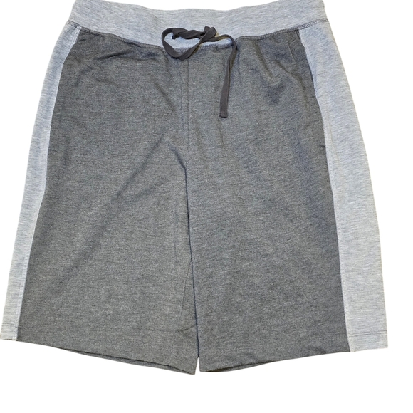 FABLETIC Men's Gray Athletic Shorts NWOT - Picture 1 of 4